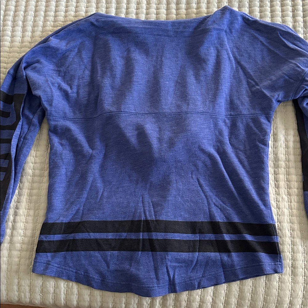 Women’s Small PINK Blue Hoodie - Picture 6 of 7